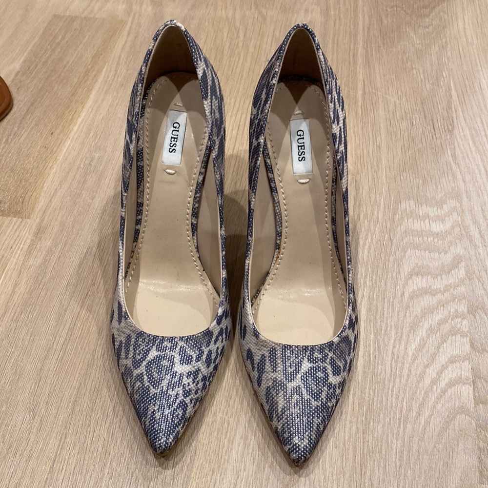 GUESS Metallic Snakeskin Stiletto